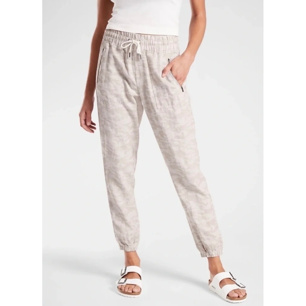 Athleta 100% Linen Cabo Tide Jogger Neutral Camo Beige 8 Travel Casual Outdoors